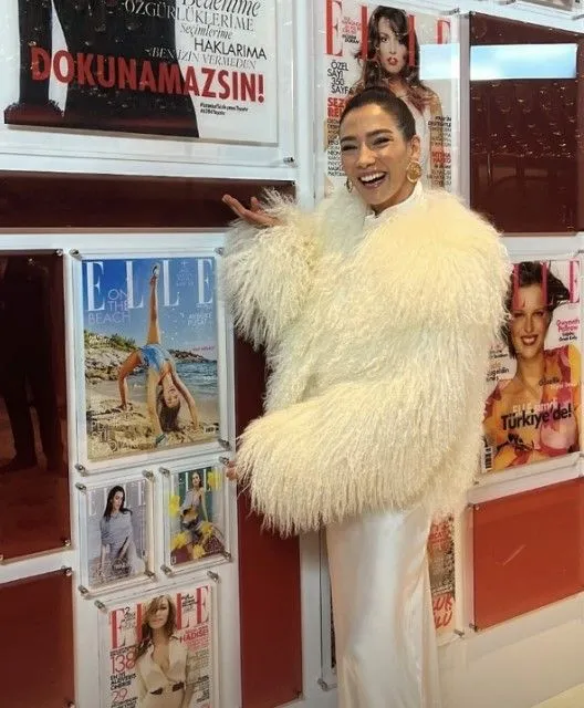 Elle gecesinde ünlülerin şıklık yarışı