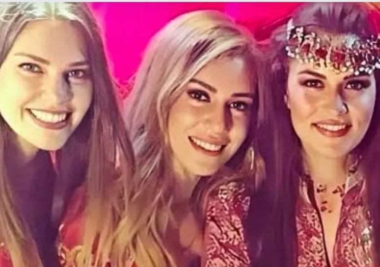 Yıllar sonra aynı pozu verdiler! Fahriye Evcen, Aslı Enver ve Sinem Kobal bir arada