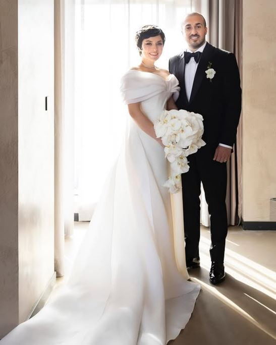 Ezgi Mola, oğlu can ile yeni pozunu paylaştı