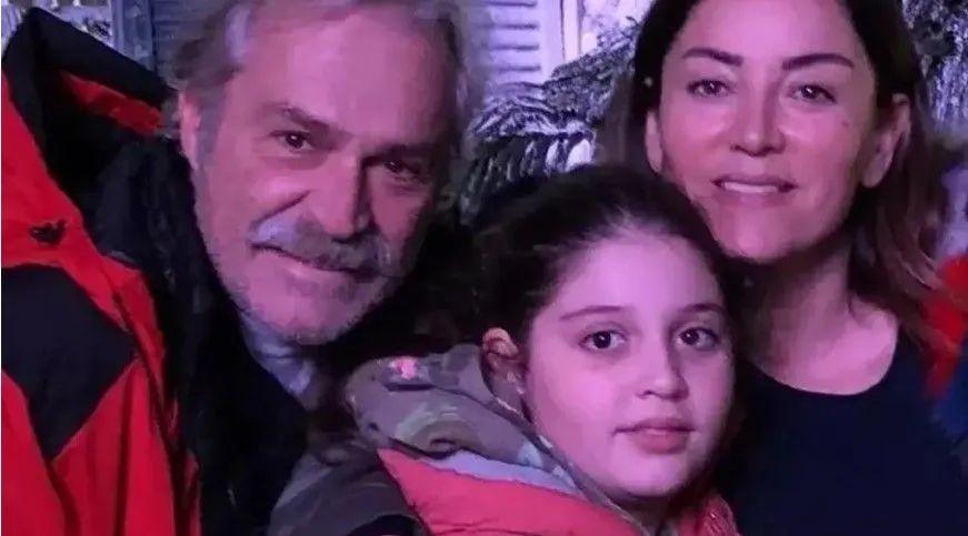 Aşkın Nur Yengi'den kızı Nazlı'ya sürpriz kutlama