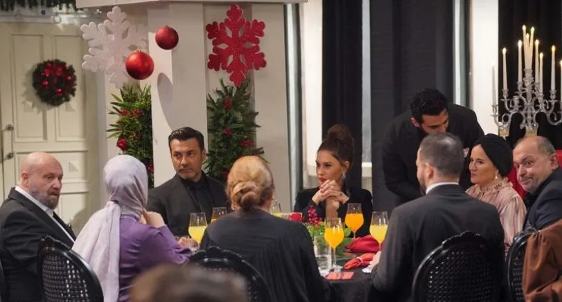 Kızılcık Şerbeti 82. bölümden yeni fotoğraflar yayınladı