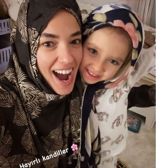 Seda Bakan ve kızı Leyla'dan kandil paylaşımı