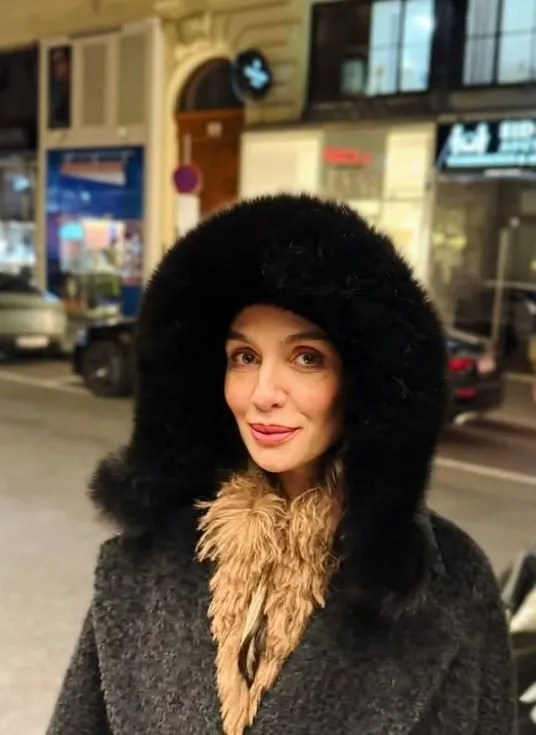Birce Akalay'dan sevgilisi Hakan Kurtaş'la romantik paylaşım: Bunların hepsi aşkla ilgili