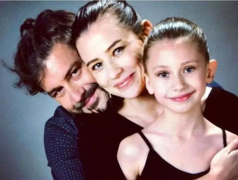 Tan Sağtürk ve Elena Kuznetsova boşandı
