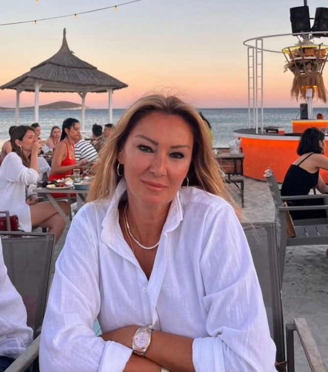 Pınar Altuğ'un dinmeyen baba özlemi: Çok özlüyorum babam...