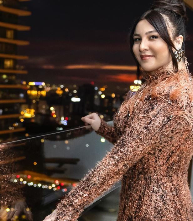 Yasemin Sakallıoğlu'ndan hamilelik iddialarına yanıt