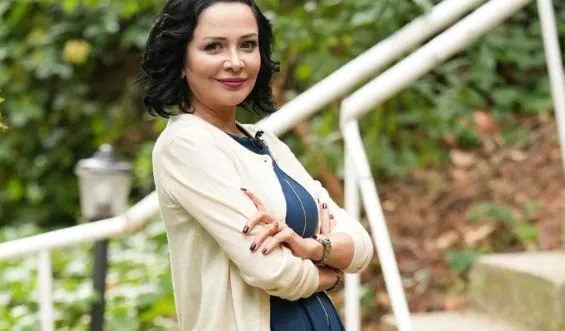 Evrim Akın imaj değişikliğine gitti! Son halini paylaştı