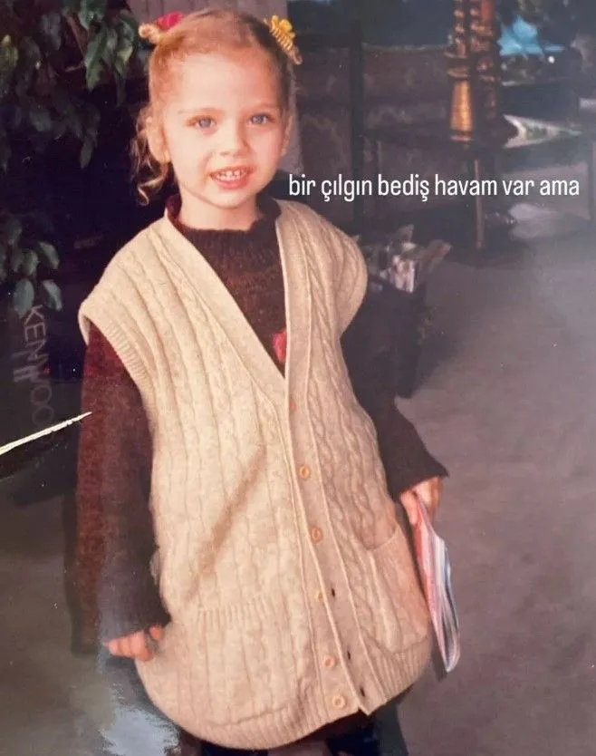 Onu tanıyabildiniz mi? Küçüklüğünü 'Çılgın Bediş havam var' notuyla paylaştı