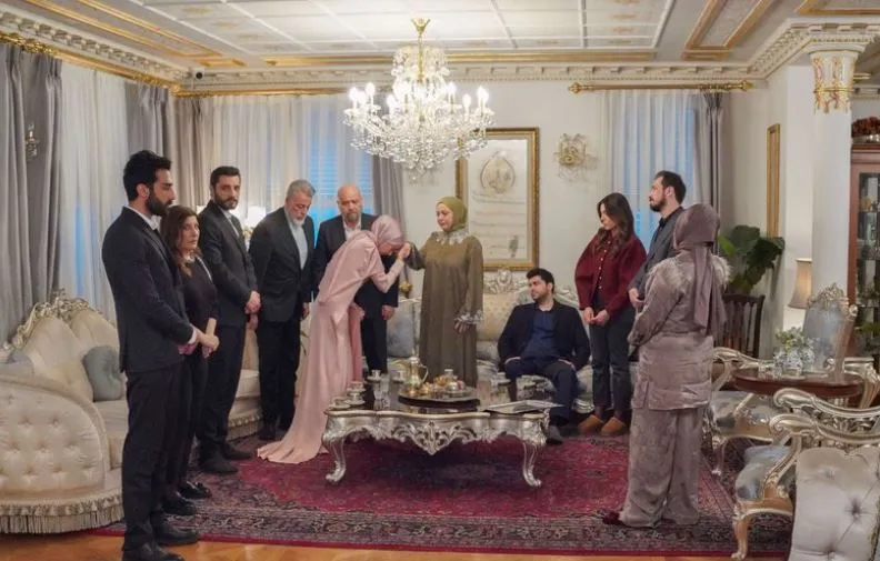 Kızılcık Şerbeti 88. bölümden yeni fotoğraflar yayınlandı! Fatih ve Doğa'dan sürpriz nikah