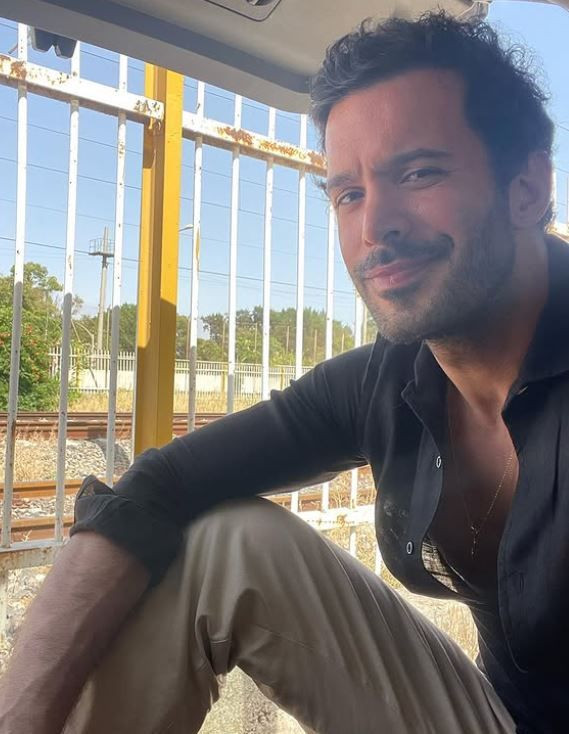 "Dehşet Bey" filmi geliyor! Tuba Büyüküstün ile Barış Arduç partner oldu