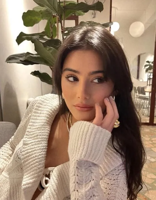 Şakir Paşa Ailesi'nin Sümbül'ü Helin Kandemir, yeni bir aşka yelken açtı