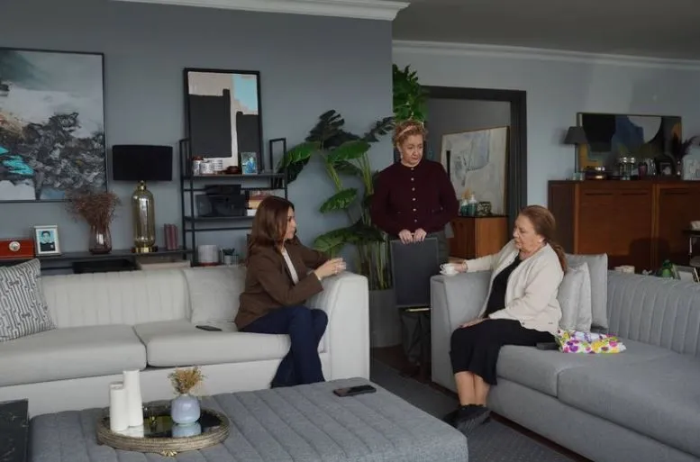 Kızılcık Şerbeti 89. bölümden yeni fotoğraflar yayınlandı Kızılcık Şerbeti 89. bölümden yeni fotoğraflar yayınlandı