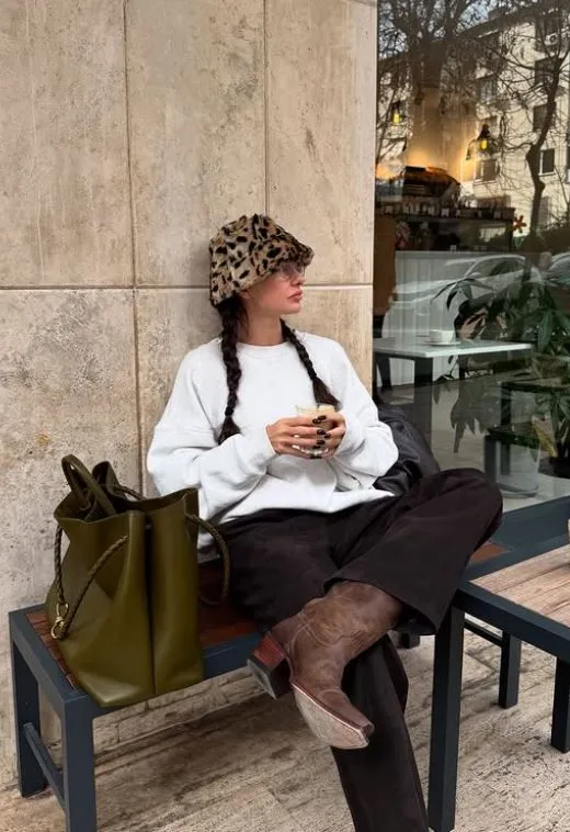 Yasemin Özilhan spor yaptığı anları paylaştı! Fit görüntüsü dikkat çekti