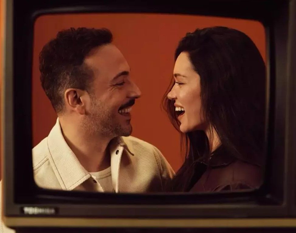 Oğuzhan Koç ve Hazal Subaşı'ndan karda romantizm