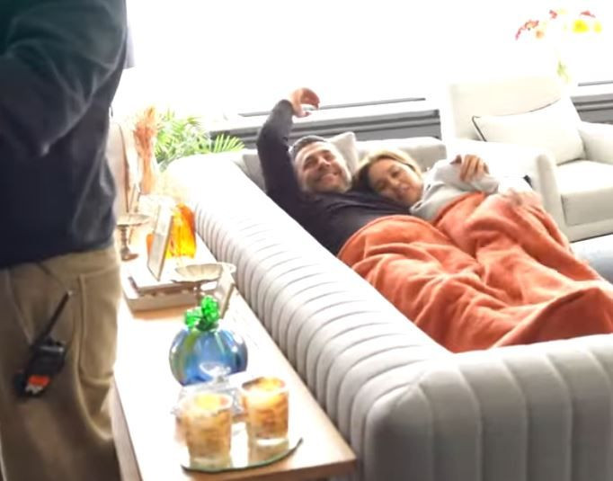 Kızılcık Şerbeti setinden yeni kamera arkası görüntüleri yayınlandı