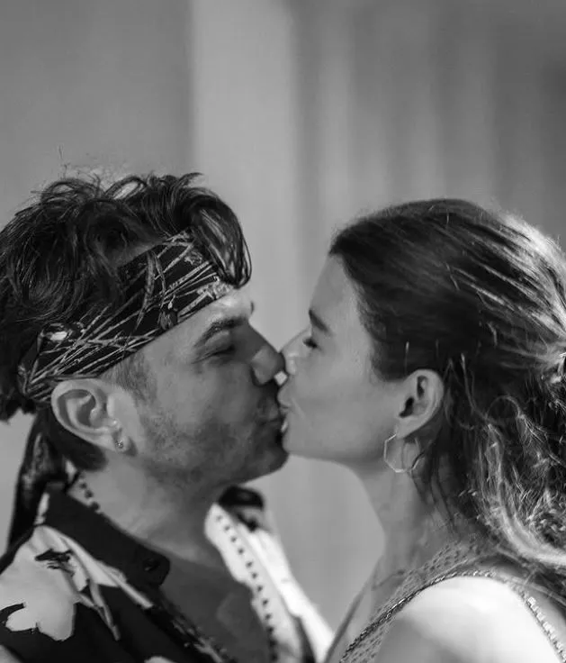 Kenan Doğulu'dan eşi Beren Saat'e romantik kutlama: İyi ki doğmuş canım sevgilim