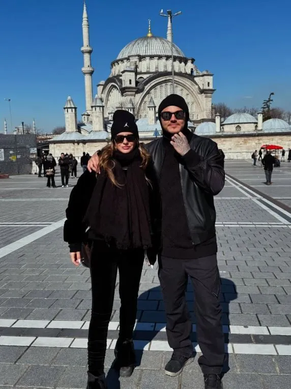 Mauro Icardi, sevgilisi China Suarez ile İstanbul'u gezdi