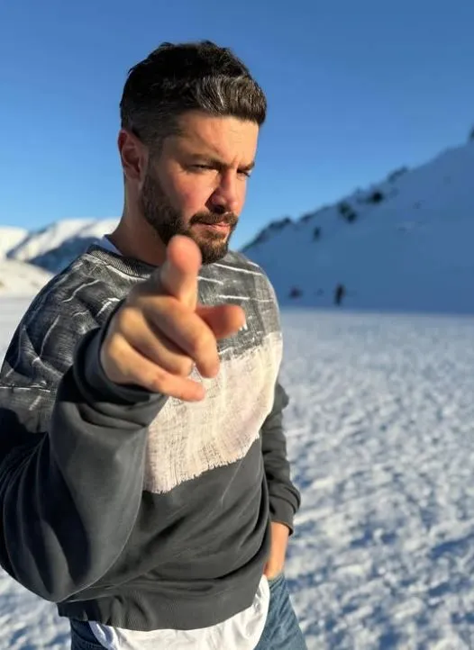 Berk Oktay babalık duygularını paylaştı: Evden çıkasım gelmiyor