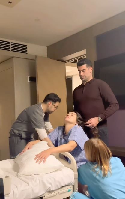 Zeynep Sever Demirel, Yasmin bebeğin yüzünü gösterdi! Doğum hikayesini anlattı