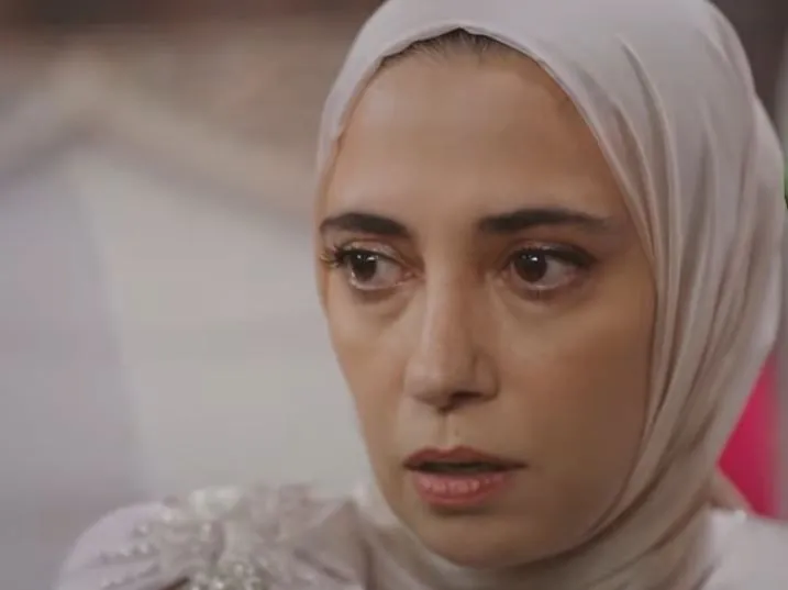 Kızılcık Şerbeti'nin yeni bölümünden 2. fragman:  "Ben de seni hep sevip sayacağım Firaz!"