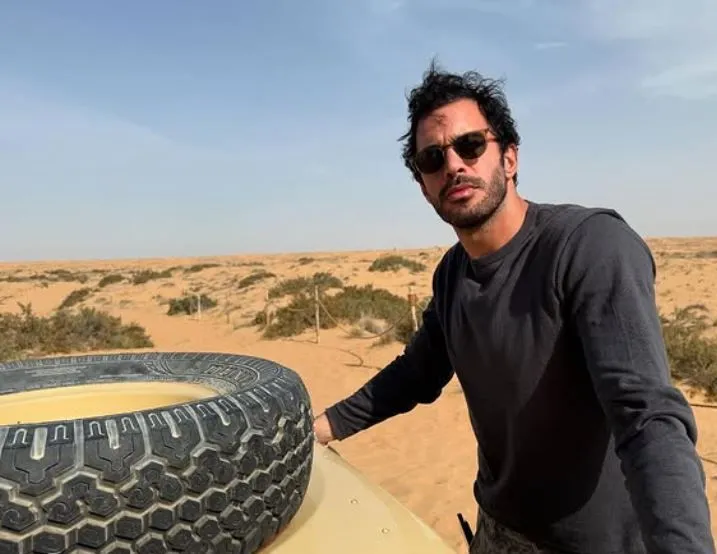 Barış Arduç’un çöl pozları beğeni topladı