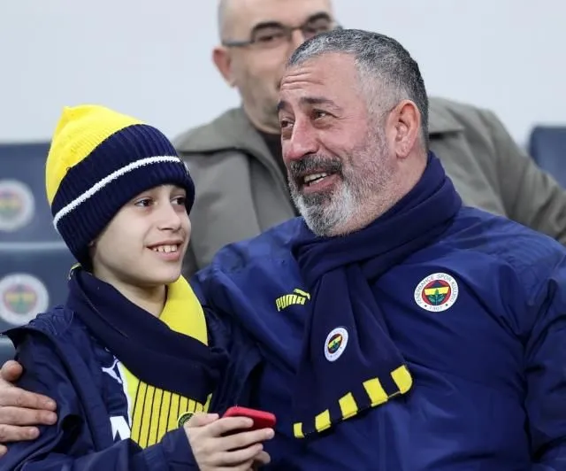 Cem Yılmaz, tarihi tartıyı oğlu Kemal'e devretti