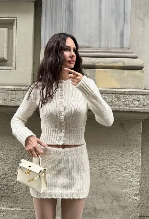 Yasemin Özilhan: Sadece dudağımda dolgu var