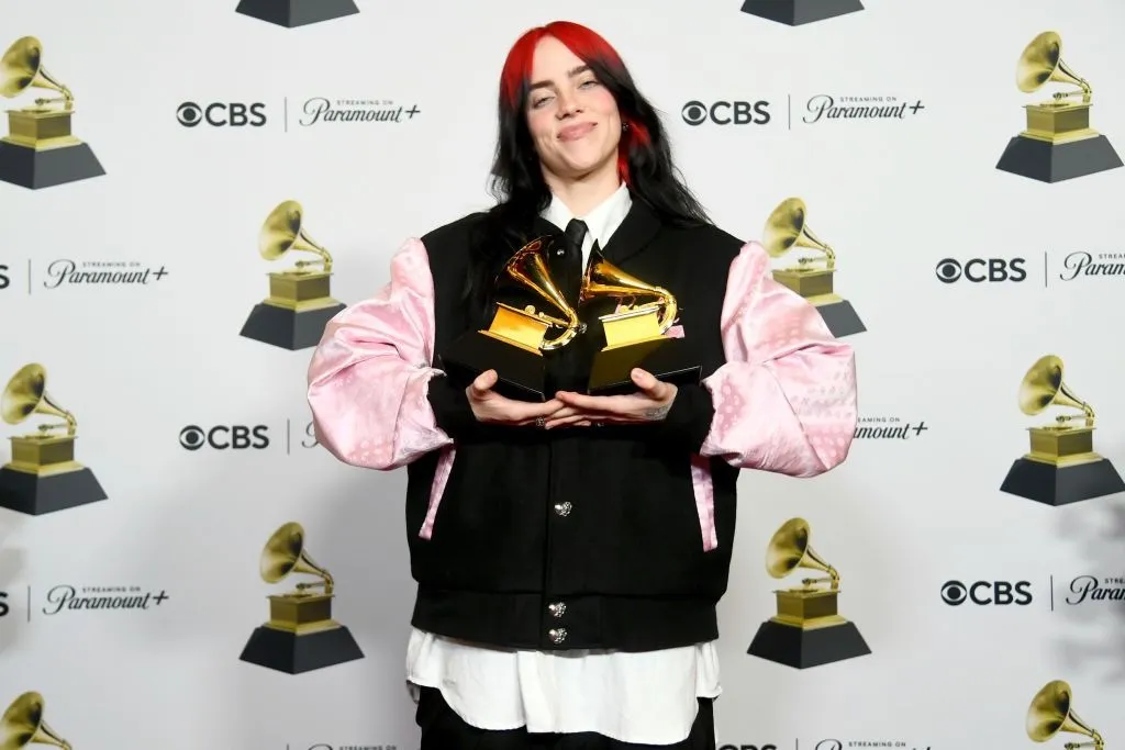 Billie Eilish, 21'inci yüzyılın en başarılı sanatçısı seçildi
