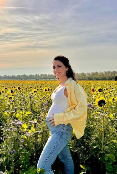 Anne olmaya hazırlanan Karsu'dan baby shower partisi
