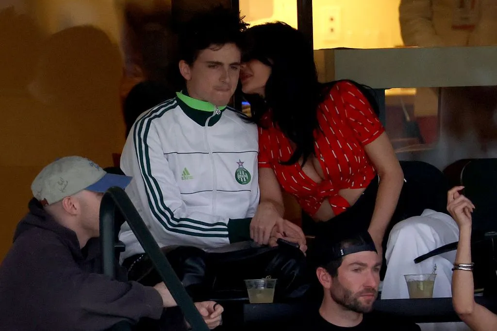 Timothee Chalamet ve Kylie Jenner tenis maçı izlemeye gitti! Romantik halleri dikkat çekti