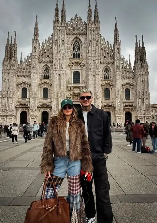 Mauro Icardi ve sevgilisi China Suárez’den romantik Milano tatili