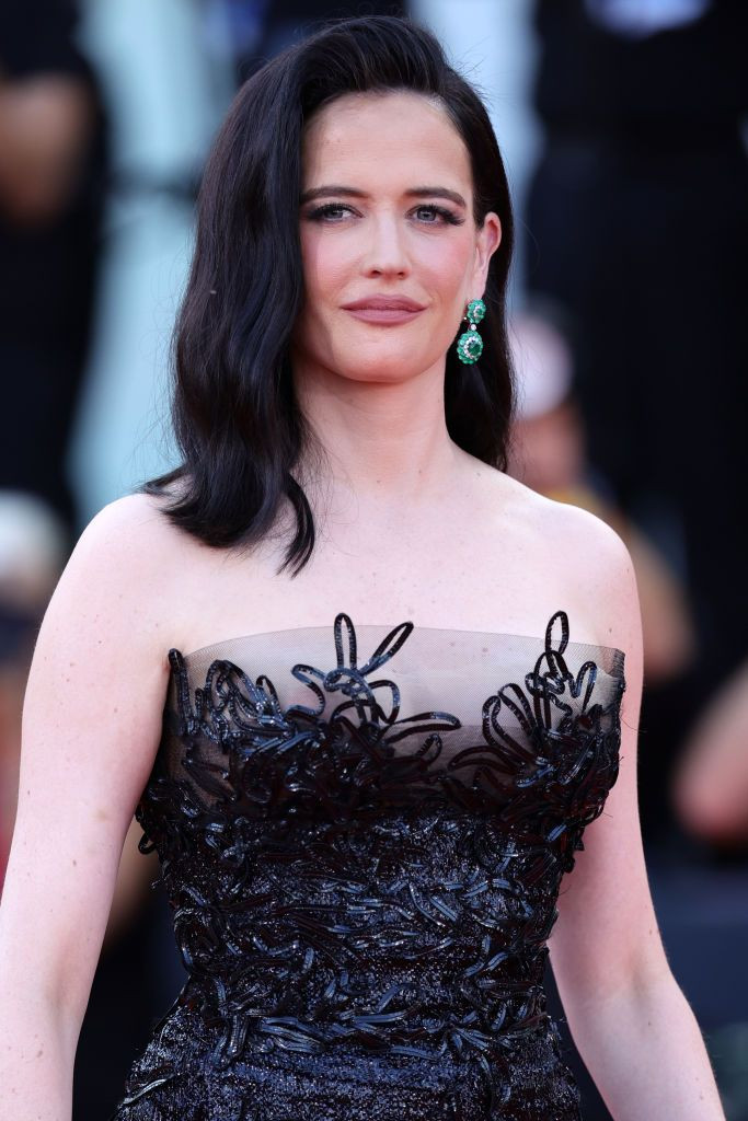 Murat Yıldırım ile Eva Green’in başrolü paylaştığı ‘Ağaçlar’ filminden ilk kareler geldi