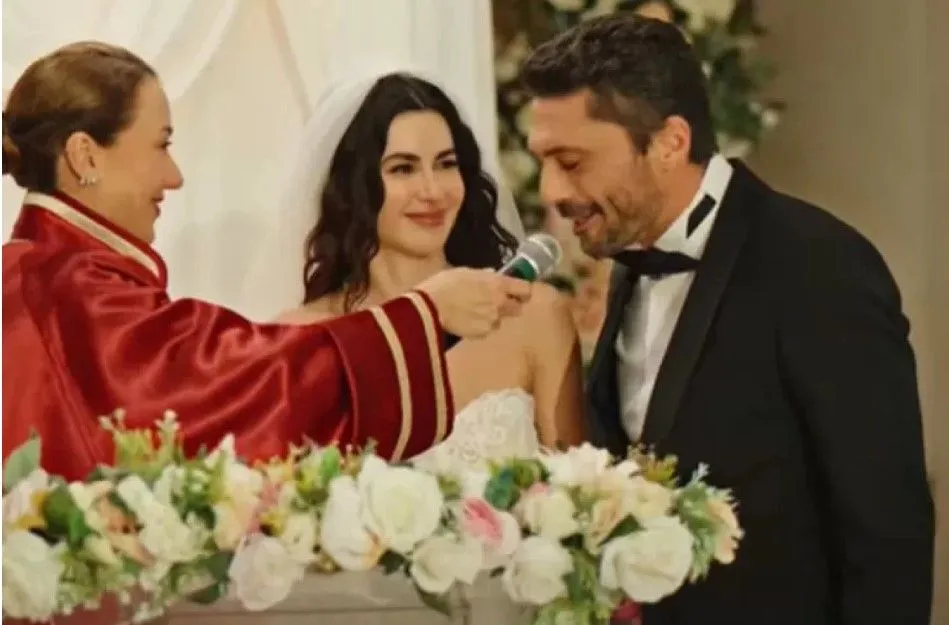 Nesrin Cavadzade ile Pamir Pekin aşklarını ilan etti