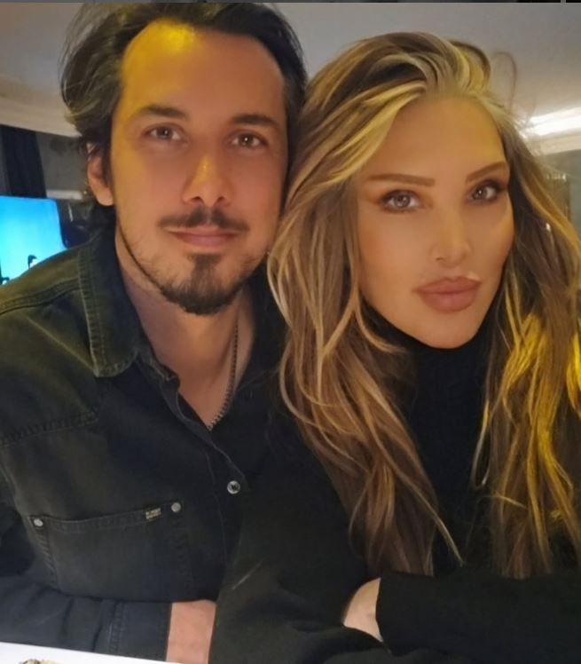Seren Serengil, Finlandiya'da yaşayan kardeşiyle buluştu! Benzerliği dikkat çekti