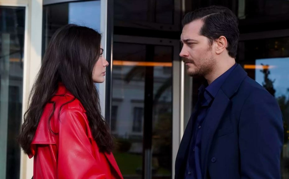 Eşref Rüya'nın Nisan'ı Demet Özdemir'in yeni aşkı ortaya çıktı