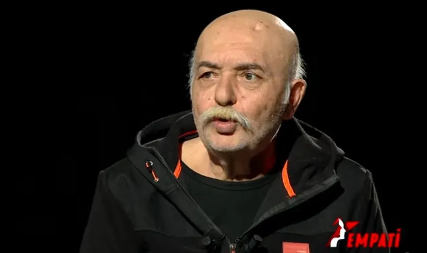 Settar Tanrıöğen'den Ahmet Mümtaz'a övgü: Senin yaptığın çok büyük bir fedakarlık, tutmuş bir karakteri tekrar kabul ettirmek zor