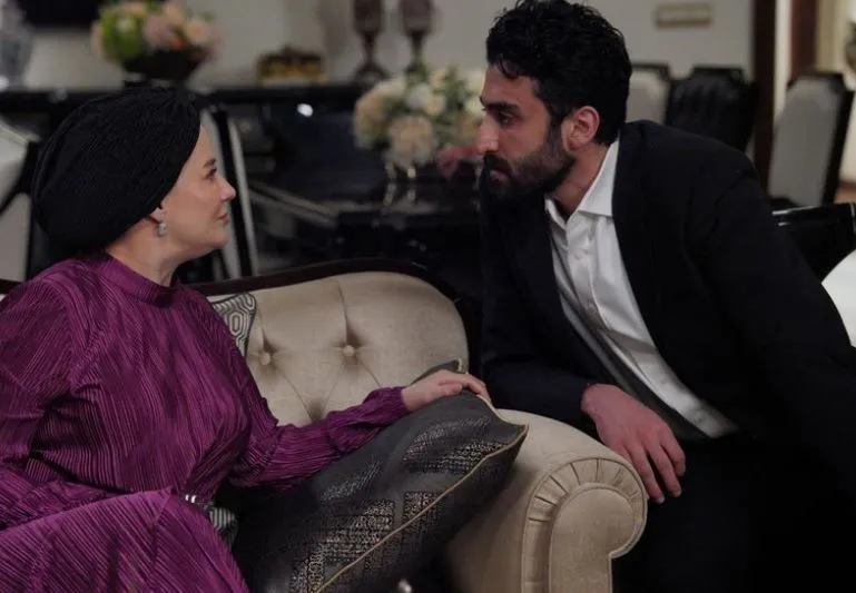 Kızılcık Şerbeti 95. bölümden yeni fotoğraflar yayınladı