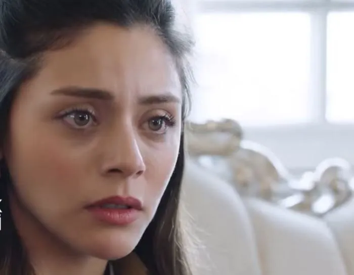 Kızılcık Şerbeti'nin yeni bölümünden 1. fragman:  "Benim annem ölmedi, öldürüldü..."