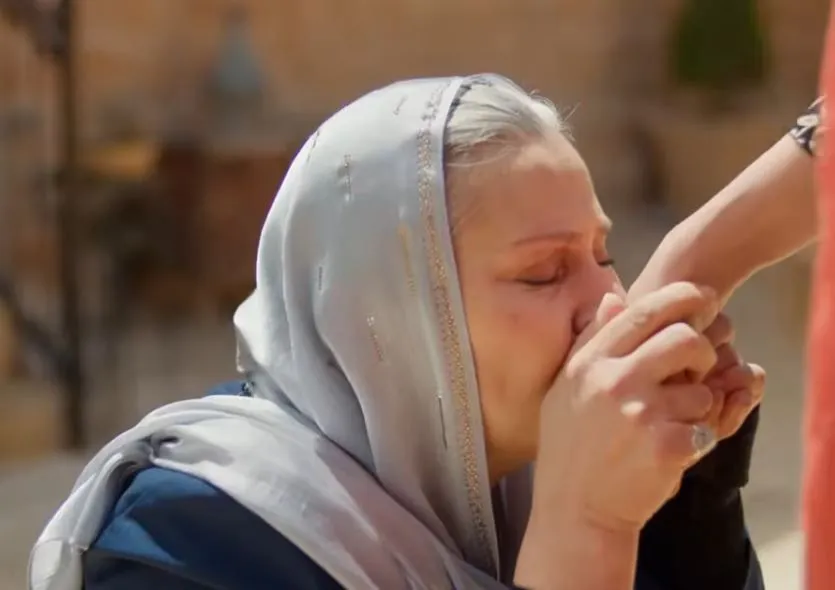 Uzak Şehir dizisinin yeni bölümünden ilk fragman: "Şimdi ve gelecekte elini bırakma!"