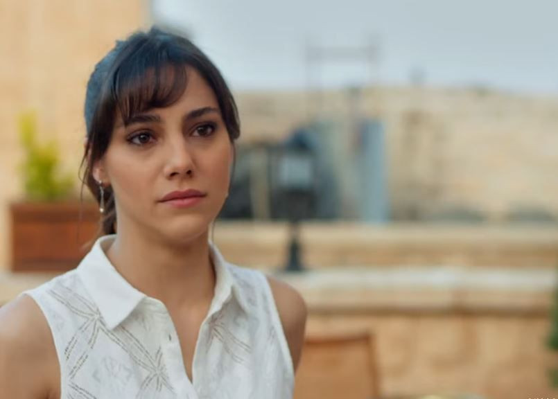 Uzak Şehir dizisinin yeni bölümünden ilk fragman: "Olur da bir gün düşersem, beni sen kaldır!"