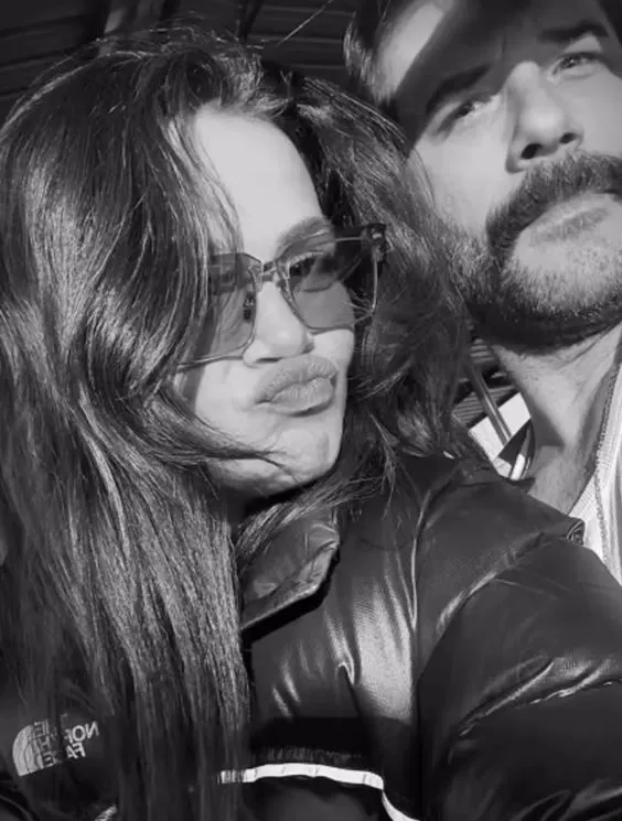 Sinem Ünsal’dan sevgilisi Berk Cankat’a romantik kutlama: "Sevgilim, iyi ki doğdun"