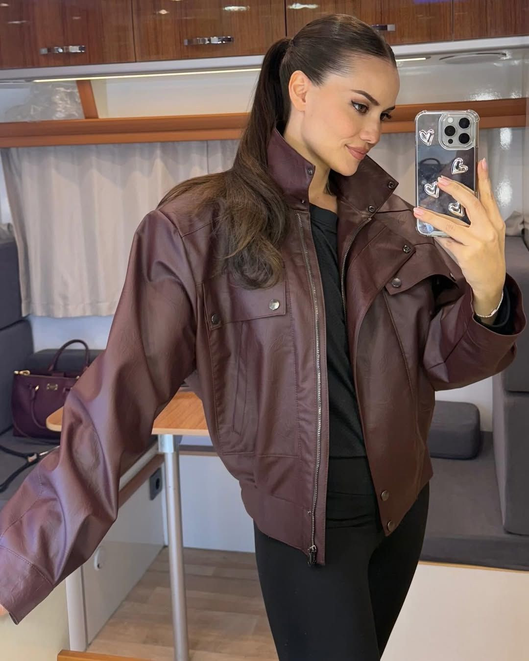 Fahriye Evcen yıllar sonra mezun olduğu üniversiteye gitti