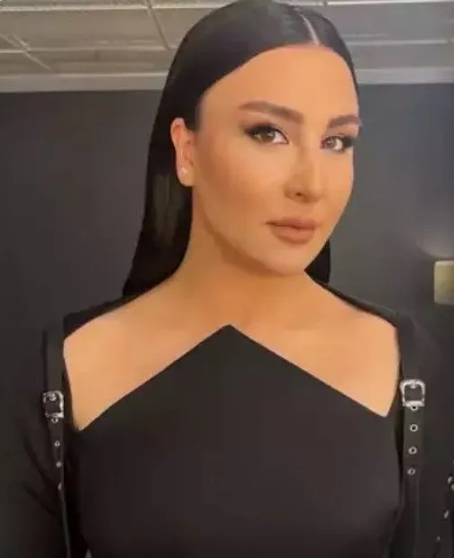 Yasemin Sakallıoğlu: Dedikodu ve gıybeti bırakınca zayıfladım