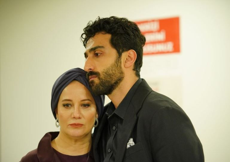 Kızılcık Şerbeti 101. bölümden yeni fotoğraflar yayınladı