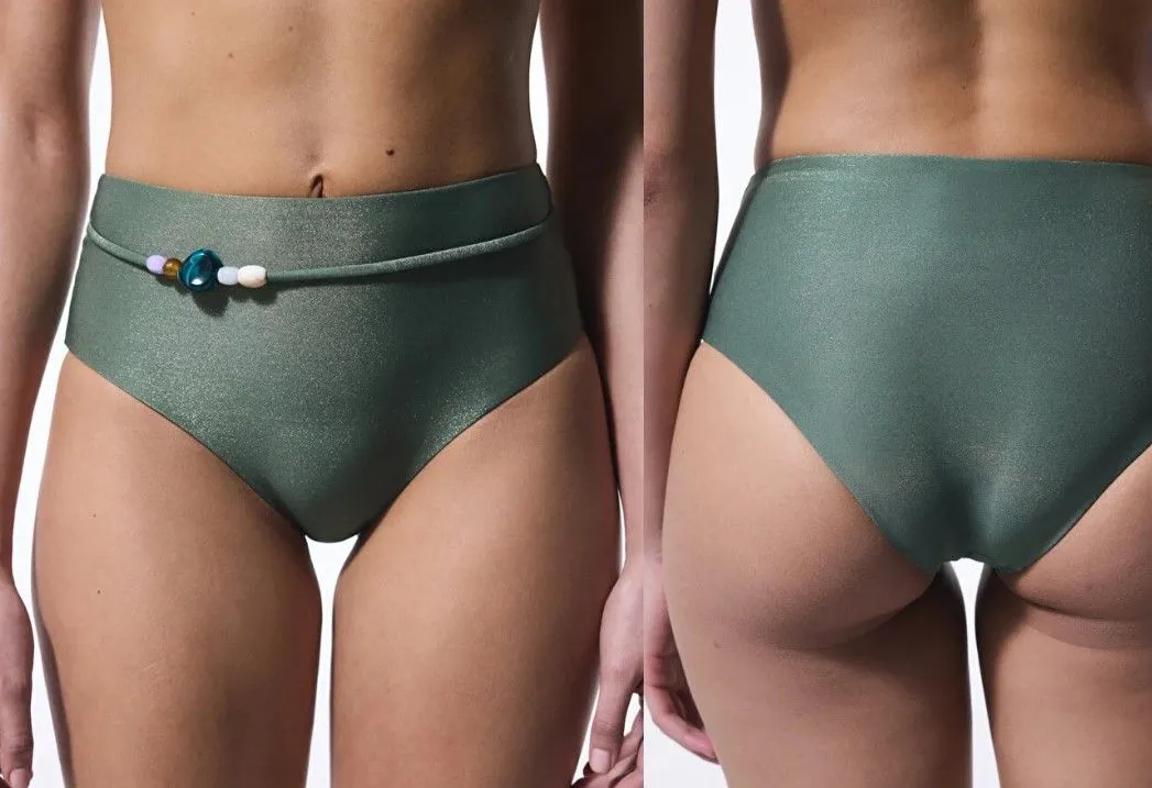 2025 yaz sezonunda alev alan mayo ve bikini trendleri