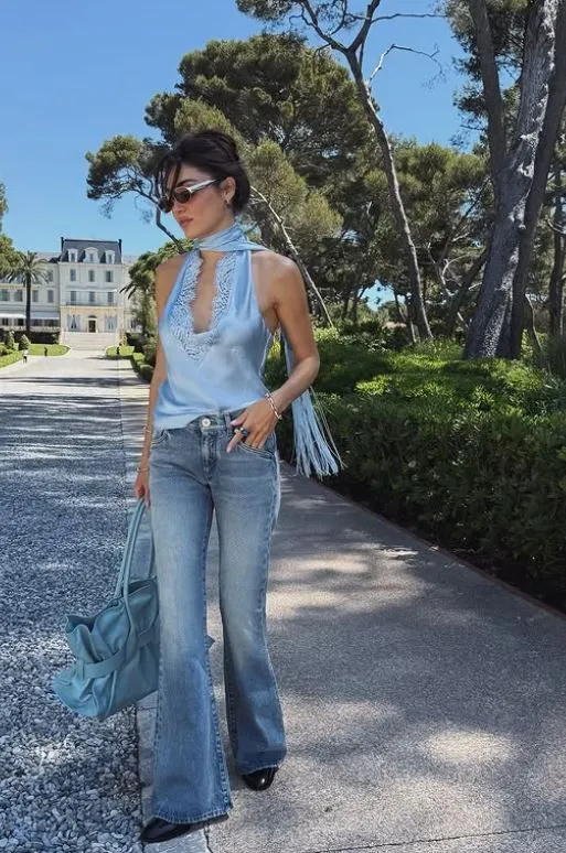 Hande Erçel'in yeni pozlarına beğeni yağdı! "Bu renk çok yakışmış" yorumları yapıldı