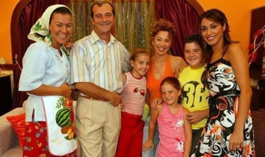 Kendini afişte göremeyen Sihirli Annem’in Firuze’si Süeda Çil’den sert gönderme
