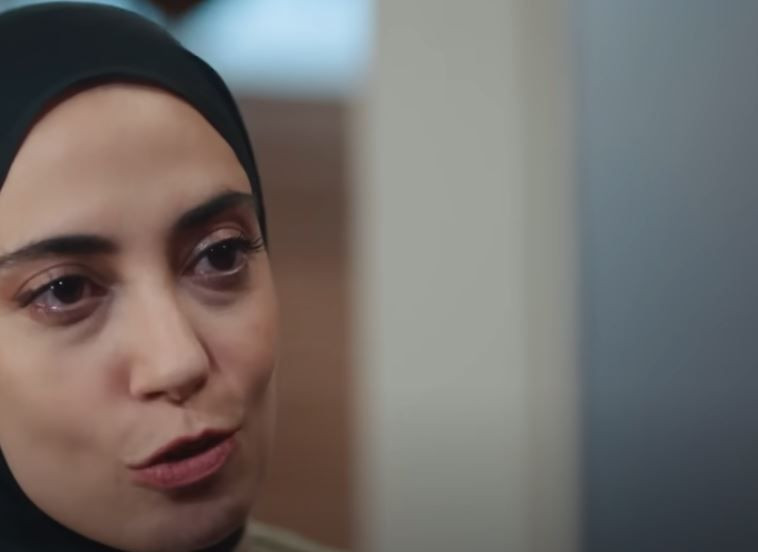 Kızılcık Şerbeti'nin sezon finalinden 1. fragman:  “Bu evde olacakları görmeni istemiyorum!”