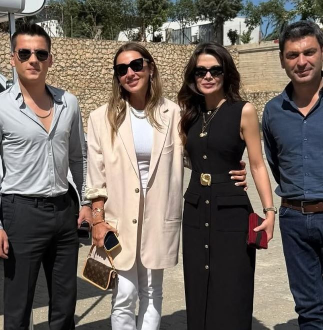 Mardin’de çekilen Uzak Şehir dizisinin setini ziyaret eden ünlüler