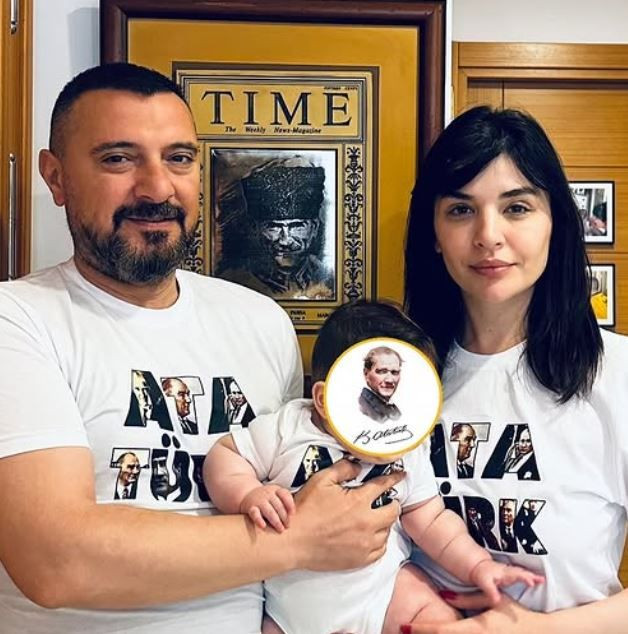 Gonca Vuslateri, kızı Asya ile yeni pozlarını paylaştı! Minik Asya'nın sevimli halleri beğeni topladı